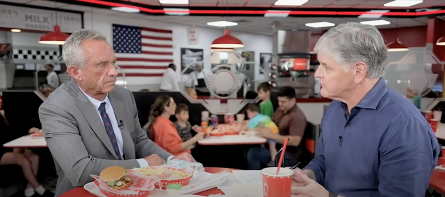 RFK Jr était interviewé dans un fast-food de la chaîne Steak'n'Shake.