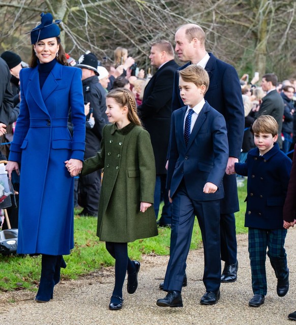 SANDRINGHAM, NORFOLK - DECEMBER 25: Catherine, Princess of Wales, Princess Charlotte of Wales, Prince George of Wales, Prince William, Prince of Wales, Prince Louis of Wales attend the Christmas Morni ...