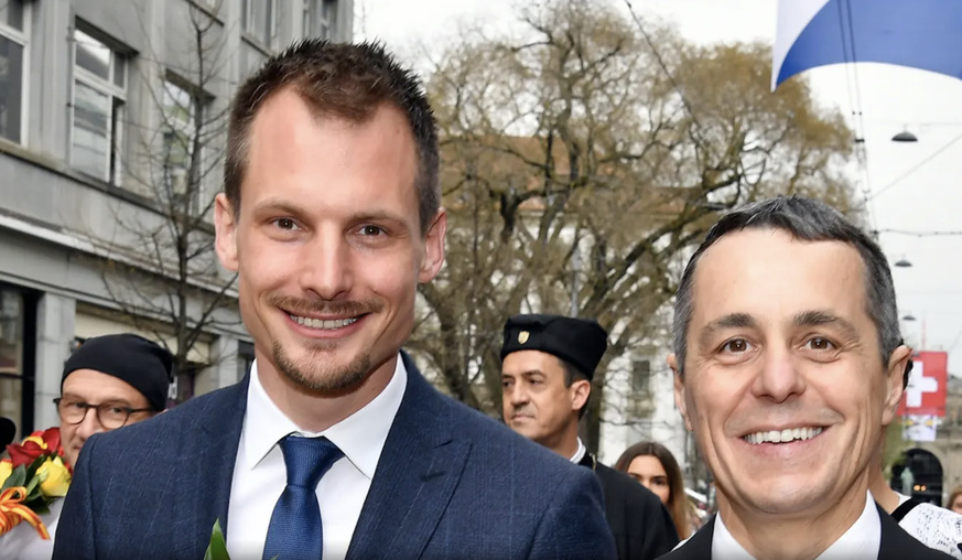 Le nouveau secrétaire général du PLR Jonas Projer (à gauche) et le conseiller fédéral PLR Ignazio Cassis à Zurich. (photo d&#039;archives)