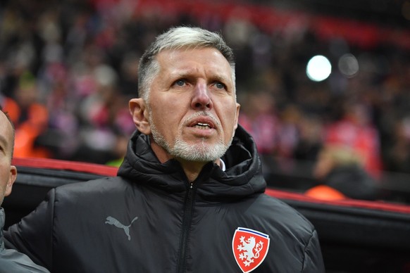 epa10981499 Czech Republic head coach Jaroslav Silhavy reacts during the UEFA EURO 2024 qualifying soccer match between Poland and the Czech Republic in Warsaw, Poland, 17 November 2023. EPA/Leszek Sz ...