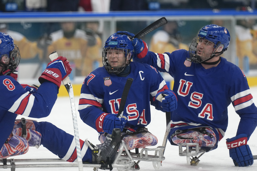 Les Américains, comme ici les para-hockeyeurs, ont pu participer sans aucun problème aux Jeux paralympiques 2026.