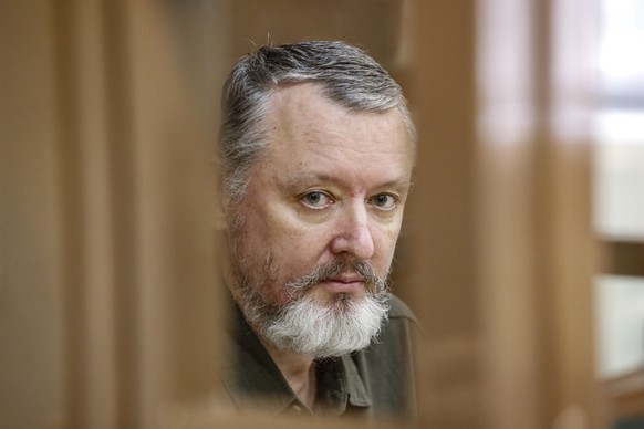 epa10826862 Former military commander of the self-proclaimed Donetsk People&#039;s Republic (DPR) Igor Strelkov (Girkin) attends a hearing on complaints from the defense against his arrest at the Mosc ...