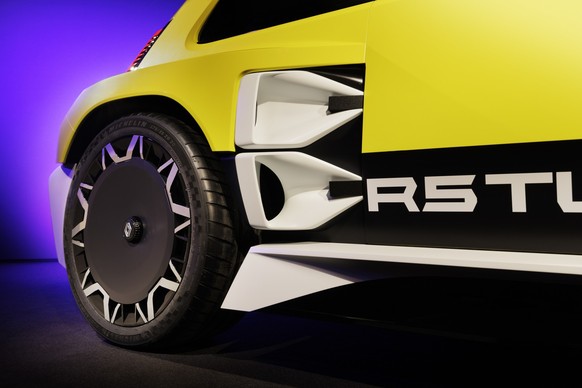 Renault 5 Turbo 3E image bank media Preshow, on March 5th at Flins, France - Photo Clément Choulot / DPPI