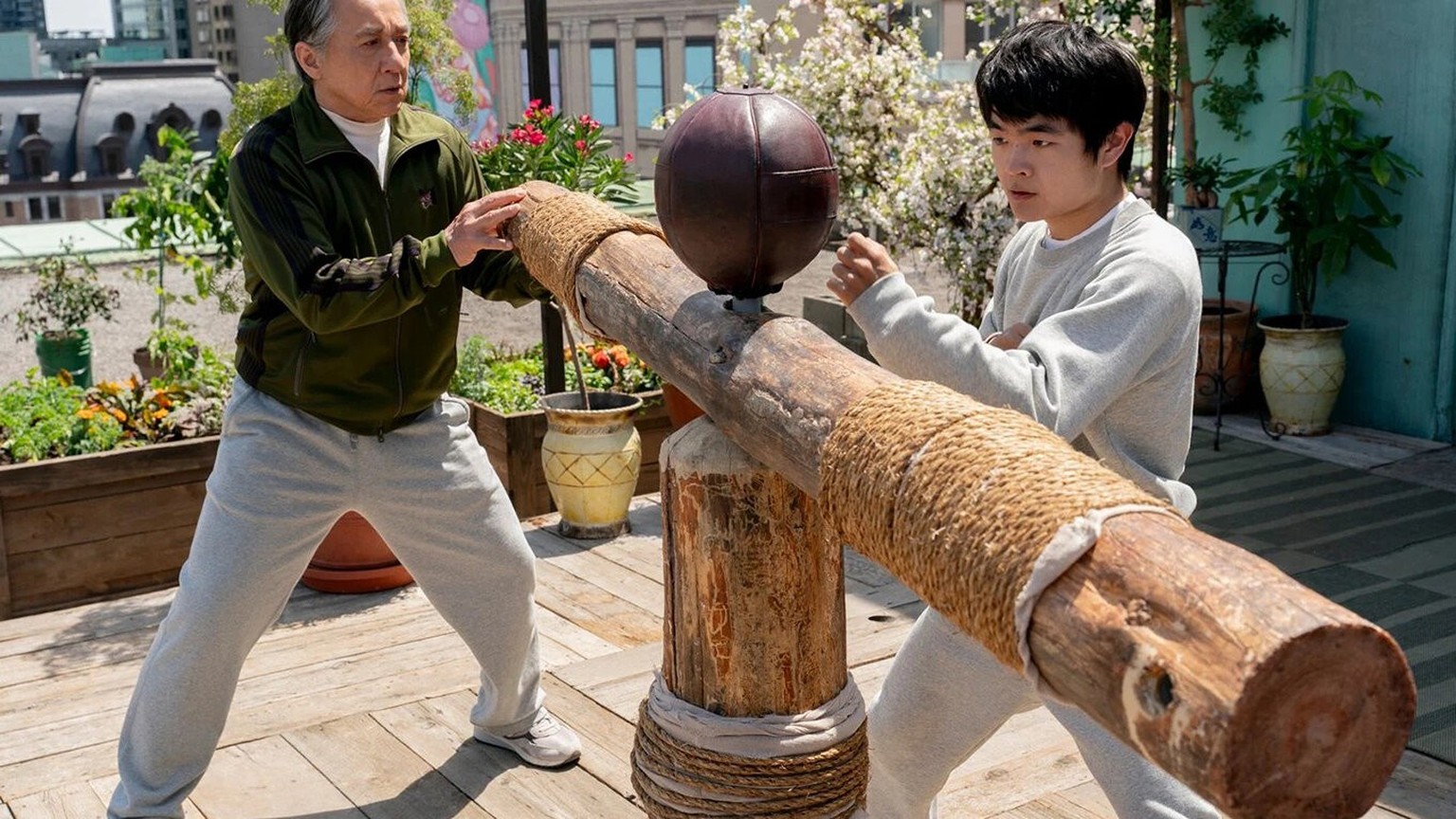 Le film a le mérite de remettre le kung-fu au goût du jour.