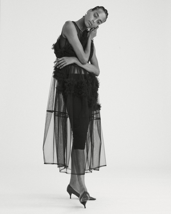 Version 2025, signée Molly Goddard.