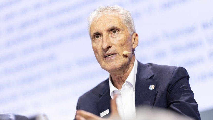 ZSC CEO Peter Zahner spricht waehrend der Vorsaison Medienkonferenz der ZSC Lions am Freitag, 4 September 2026 in der Swiss Life Arena in Zuerich. (KEYSTONE/Michael Buholzer)