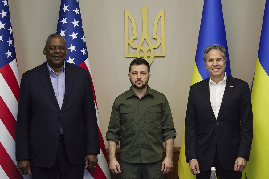 In this image from video provided by the Ukrainian Presidential Press Office on Monday, April 25, 2022, from left; U.S. Secretary of Defense Lloyd Austin, Ukrainian President Volodymyr Zelenskyy and U ...