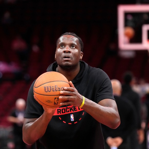 Une soirée difficile pour Clint Capela à Chicago.