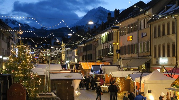 marché de noël grande rue de bulle