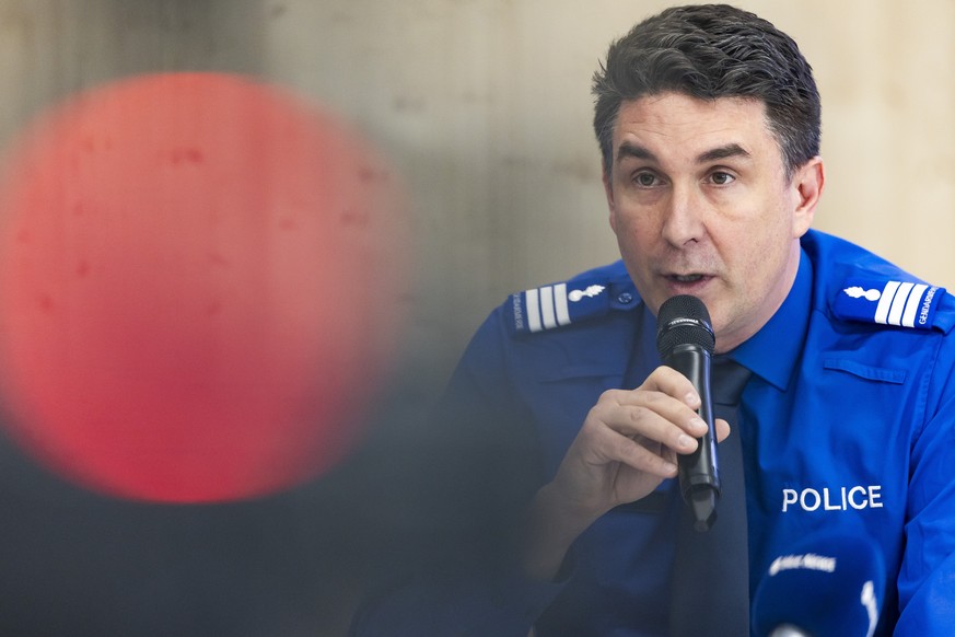 epa12811635 Philippe Allain, Commander of the Fribourg Cantonal Police, speaks during a press conference in Fribourg, Switzerland, 11 March 2026. According to the Fribourg cantonal police, six people  ...