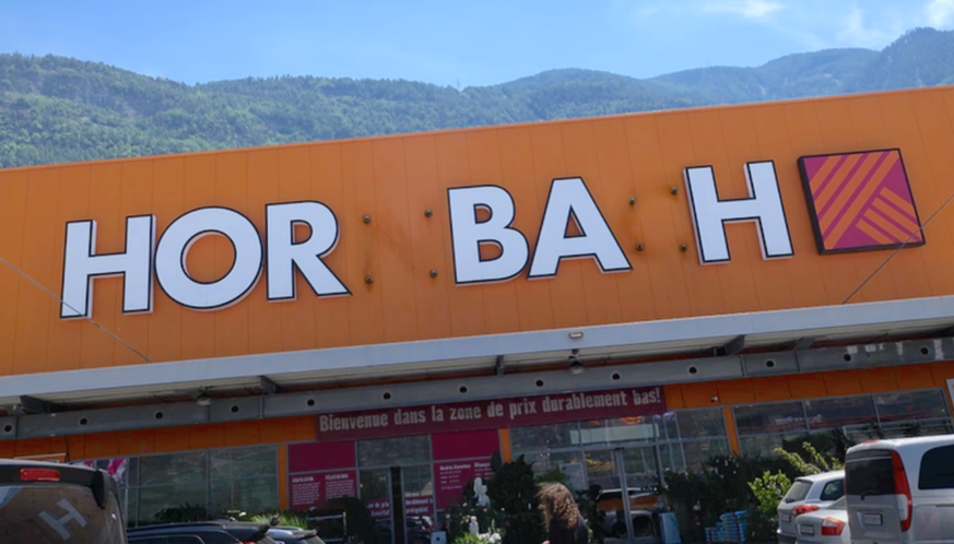 Il y a quelques semaines, Hornbach suisse faisait état d'un vol de lettres sur son logo, à différents endroits de Suisse et d'Allemagne.