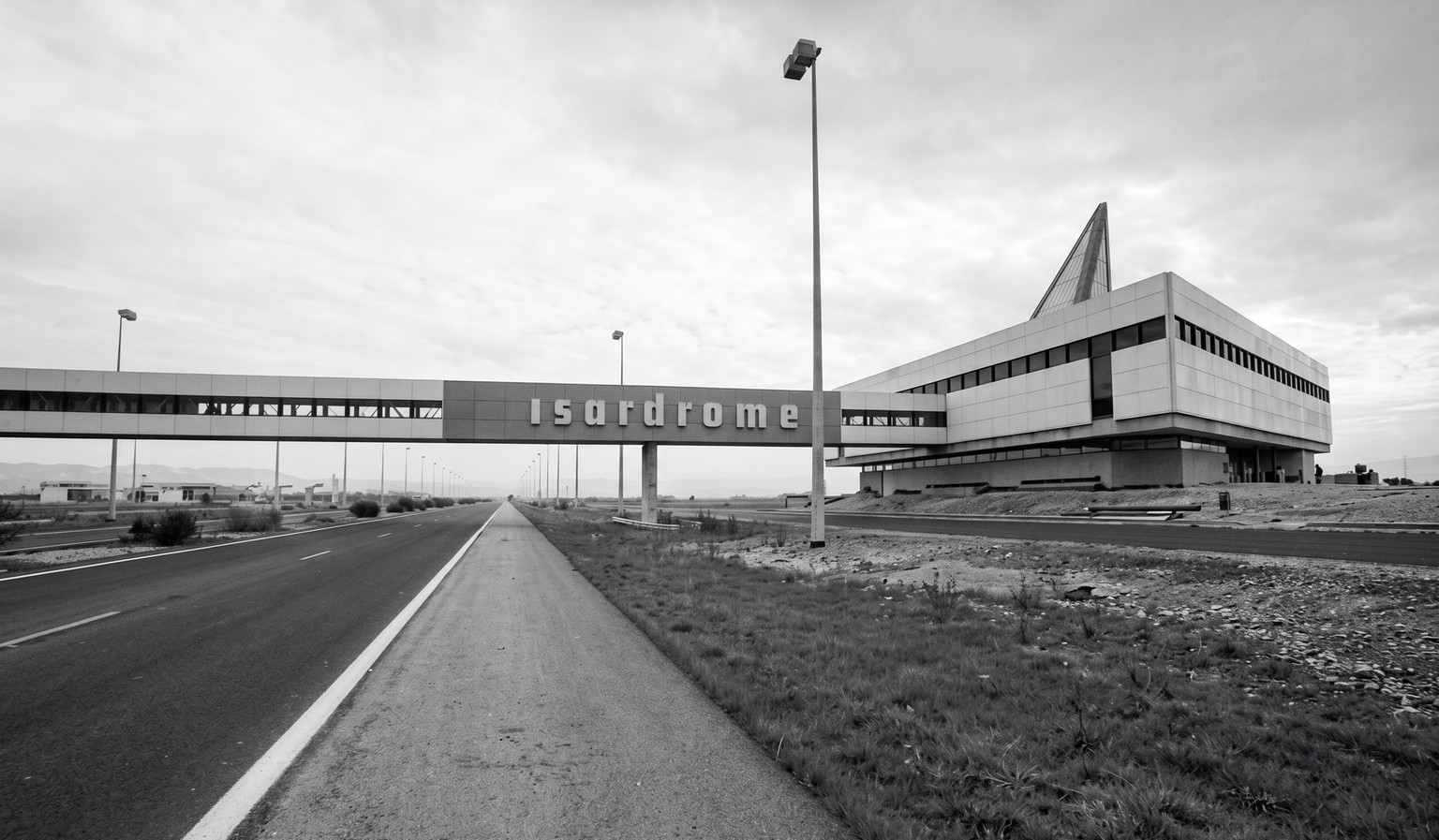 Isardrôme : le Restauroute légendaire de l’A7 à Saint-Rambert-d’Albon
Née en 1967 dans la vallée du Rhône, l’Aire d’Isardrôme à Saint-Rambert-d’Albon (26140) est bien plus qu’une halte autoroutière. P ...