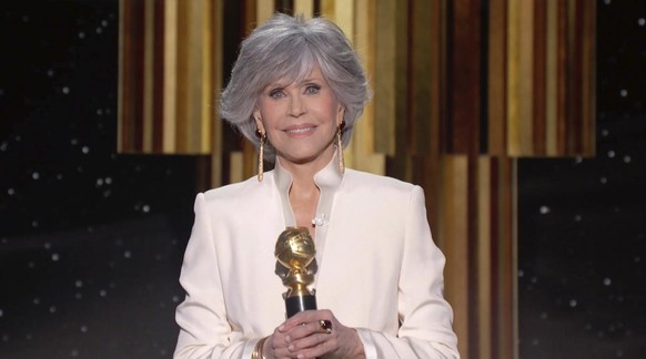 Jane Fonda, actrice américaine, remporte le Cecil B. DeMille award. Un prix d'honneur récompensant un artiste pour l'ensemble de sa carrière dans l'industrie cinématographique et parfois aussi pour leur engagement humanitaire.