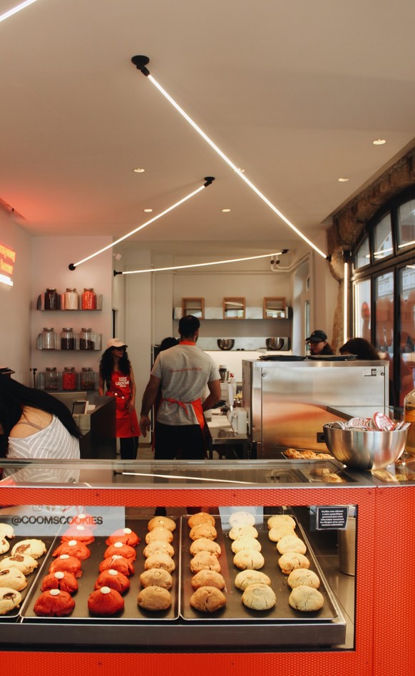 Cooms, à Genève, inaugure sa troisième boutique de cookies.