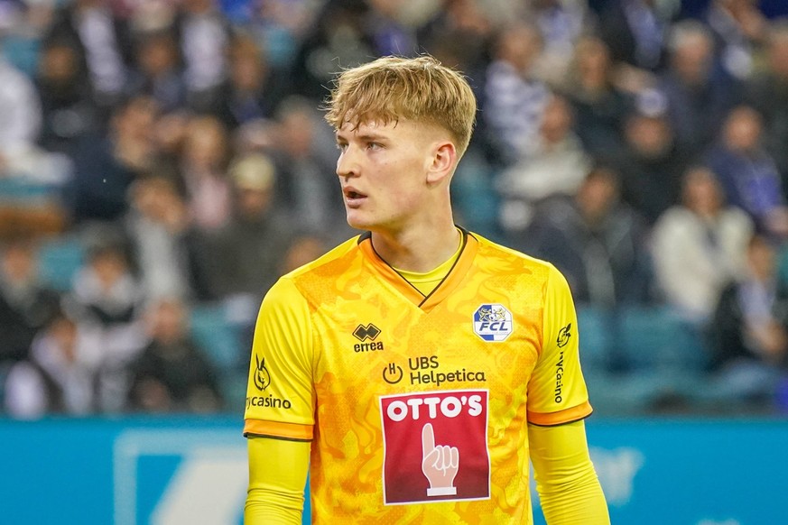 Schweiz, Fussball Credit Suisse Super League 2024/2025, 30. Spieltag - FC Luzern vs. FC St. Gallen 1879 - Swissporarena Luzern: Pascal Loretz FC Luzern, 1 *** Switzerland, Soccer Credit Suisse Super L ...