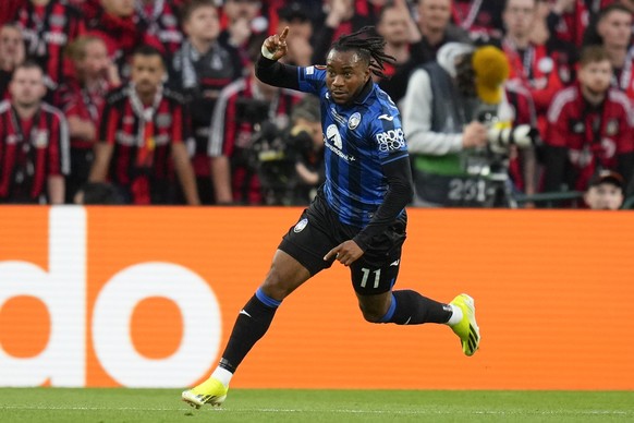 Atalanta&#039;s Ademola Lookman celebrates after scoring his side&#039;s first goal during the Europa League final soccer match between Atalanta and Bayer Leverkusen at the Aviva Stadium in Dublin, Ir ...