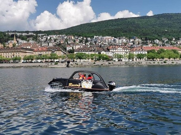 Aquaneuch 2 CV sur le lac de Neuchâtel