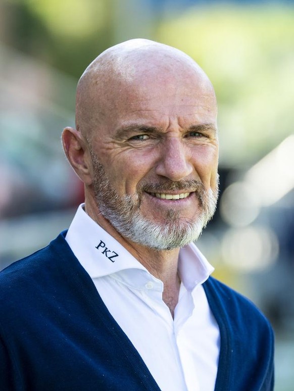 L&#039;entraineur du FC Thun Carlos Bernegger, lors du match retour du barrage entre le club de fooball de super league FC Sion et le club de challenge league FC Thun le dimanche 30 mai 2021 au stade  ...