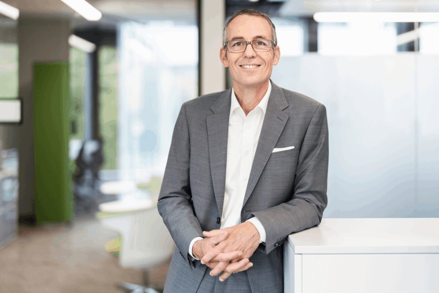 L’économiste en chef de la Raiffeisen, Fredy Hasenmaile.