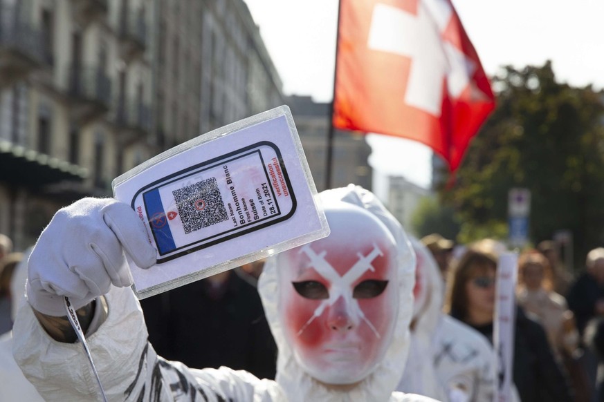 Pendant la pandémie, les théories du complot ont été très présentes dans les médias. Notamment en raison d'apparitions tapageuses, comme ici lors d'une manifestation contre les mesures sanit ...