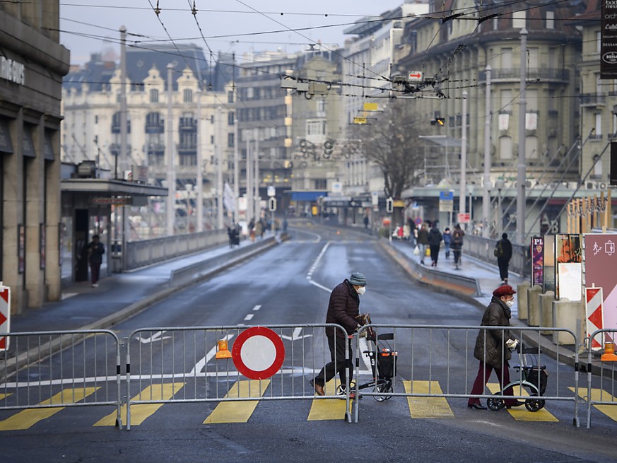 Le Grand-Pont a été fermé à la circulation dans la nuit de vendredi à samedi à Lausanne.