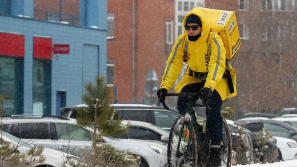 Livraisons de nourriture à vélo, un service de Yandex.