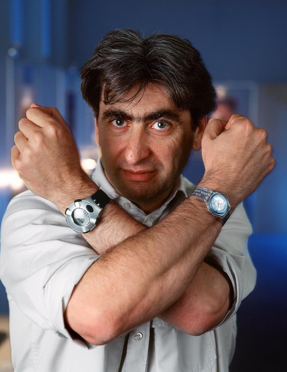 Nick Hayek jun., Praesident der Swatch AG, am 3. Mai 2000 waehrend der Bilanzpressekonferenz der Swatch Group in Biel. (KEYSTONE/Martin Ruetschi)