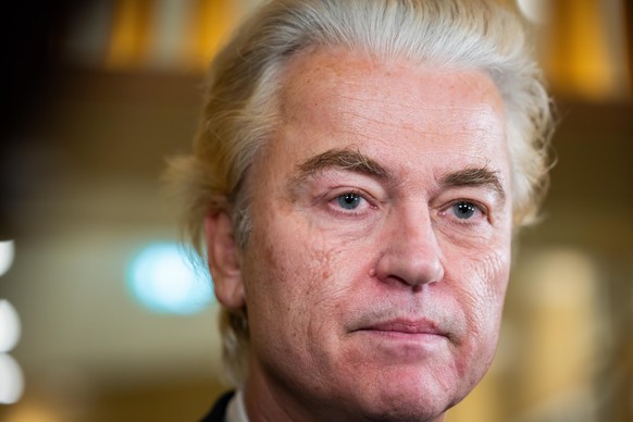 epa12491895 Party for Freedom (PVV) led by Geert Wilders speaks to the media about the first results in the Dutch general election, in The Hague, The Netherlands, 29 October 2025. The Netherlands held ...