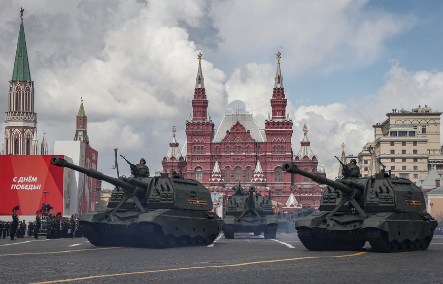 epa09935314 Russian self-propelled howitzers 2S19 Msta roll through the Red Square during the Victory Day military parade in Moscow, Russia, 09 May 2022. Russia marks Victory Day, Nazi Germany's ...