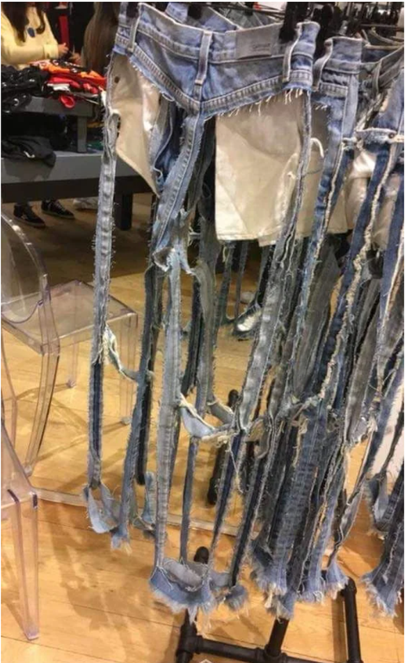 Löcherige Jeans für den Sommer: Fail