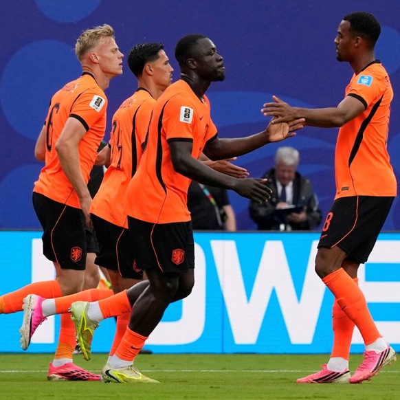Brian Brobbey (au centre) et ses coéquipiers ont remporté le groupe F après leur succès contre la Tunisie.