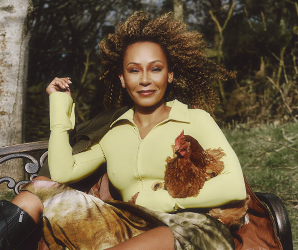Mel B et sa poule