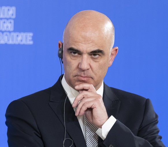 Alain Berset, President of the Swiss Confederation, listens Volodymyr Zelenskyy, President of Ukraine (not pictured) during a presse conference after the International Summit Grain from Ukraine at Mar ...