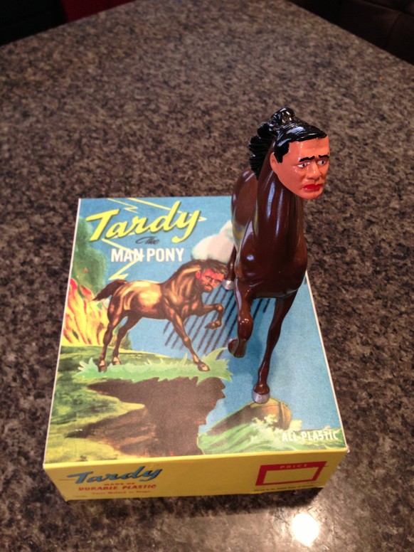 Creepy Spielsachen: Man Pony