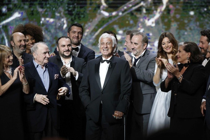 Jean-Paul Belmondo décès hommage festival de Cannes stars célébrités