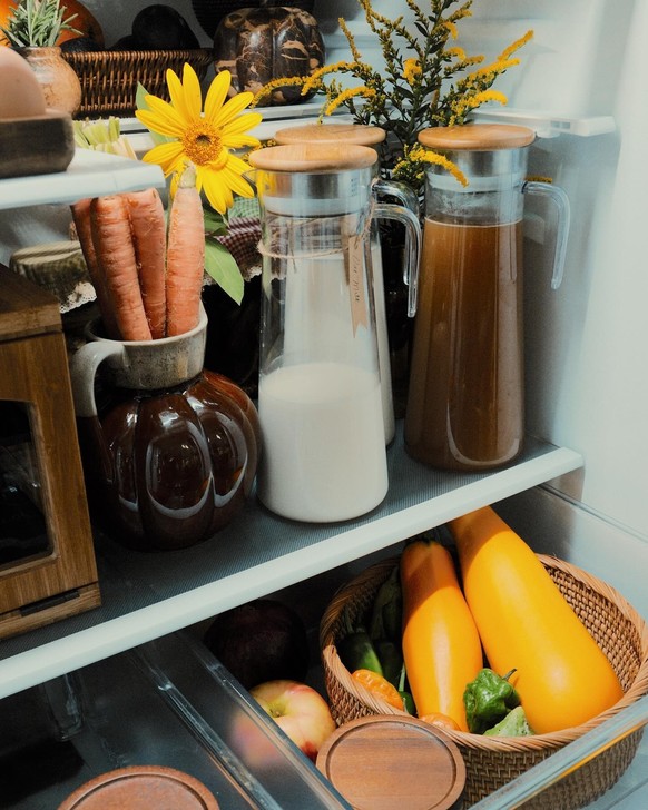 Le fridgescaping, cette tendance qui consiste à décorer l&#039;intérieur de son frigo.
