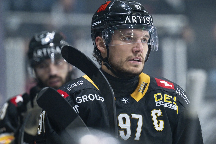 Calvin Thuerkauf (HCL), during the 2025/26 Swiss National League A (NLA) championship game between HC Lugano and Genève-Servette HC, played on Saturday, November 1, 2025, at the Cornèr Arena in Lugano ...