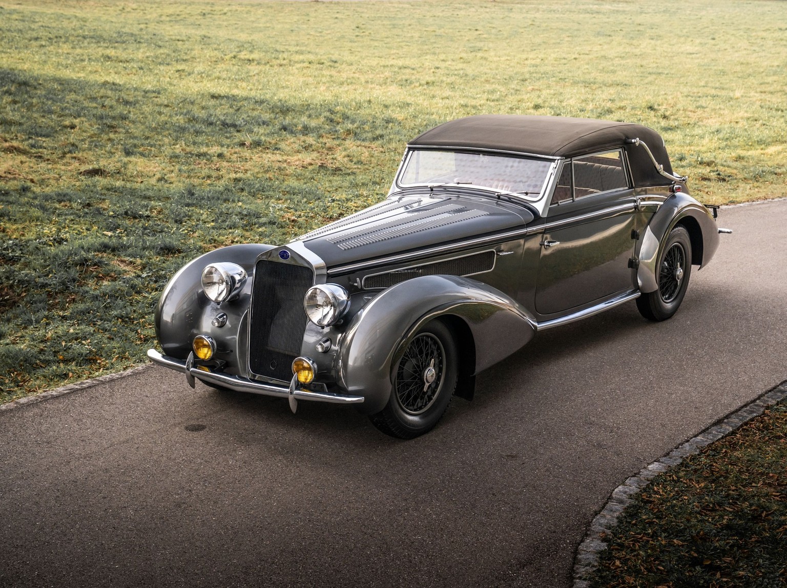 Delage D8-120 Cabriolet von 1938