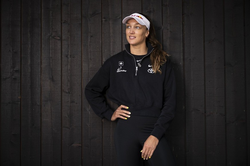 La joueuse de beach-volley Anouk Vergé-Dépré est un nouveau soutien dans la carrière de Dominic Stricker.