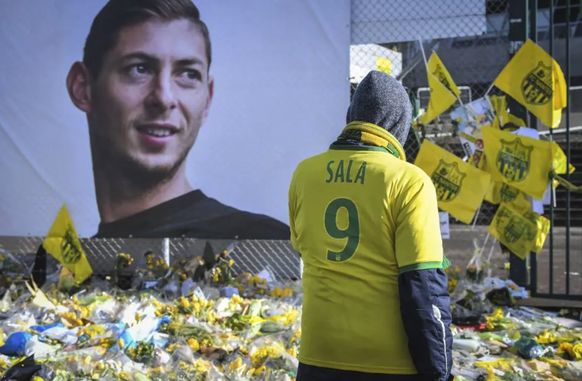 Sa mort avait ému le monde du football et les hommages s'étaient multipliés, comme ici à Nantes.