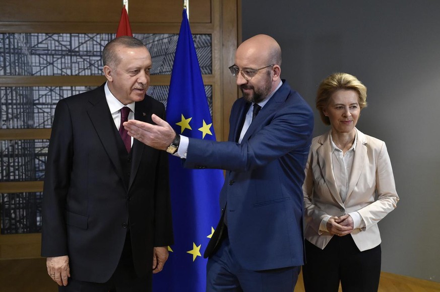 Ursula von der Leyen Charles Michel Erdogan Turquie commission européenne