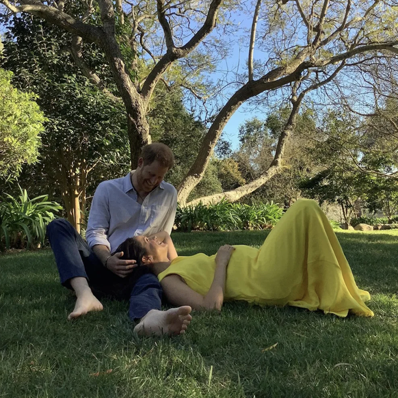 Le cliché de la Saint-Valentin, en février 2021, pour annoncer la future naissance de Lilibet.