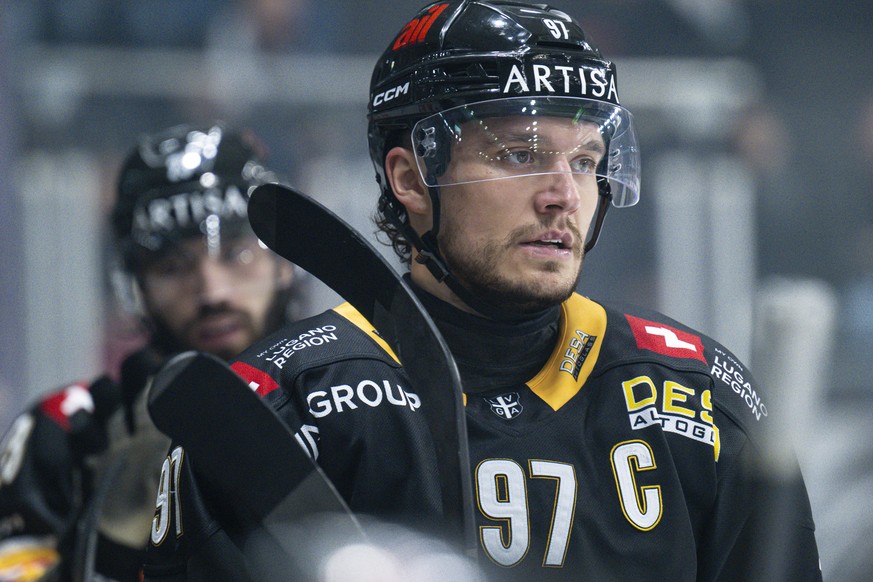 Calvin Thuerkauf (HCL), during the 2025/26 Swiss National League A (NLA) championship game between HC Lugano and Genève-Servette HC, played on Saturday, November 1, 2025, at the Cornèr Arena in Lugano ...