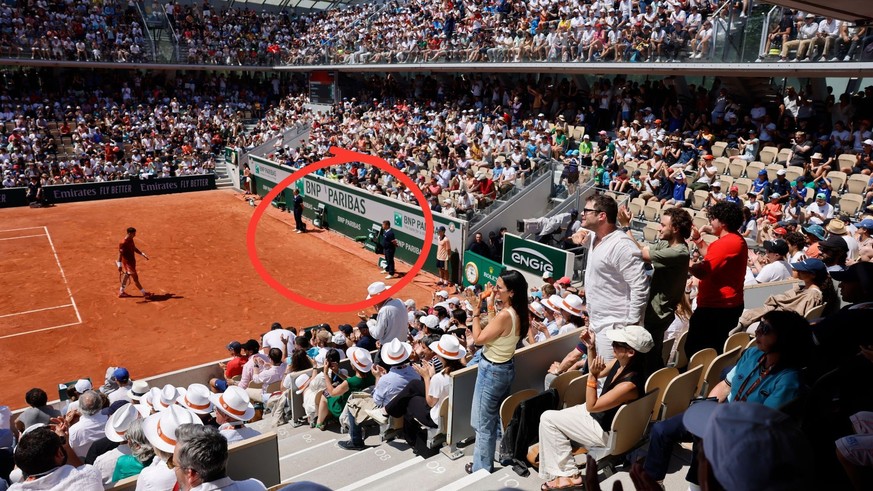 En Grand Chelem, les juges de ligne sont uniquement présents à Roland-Garros.