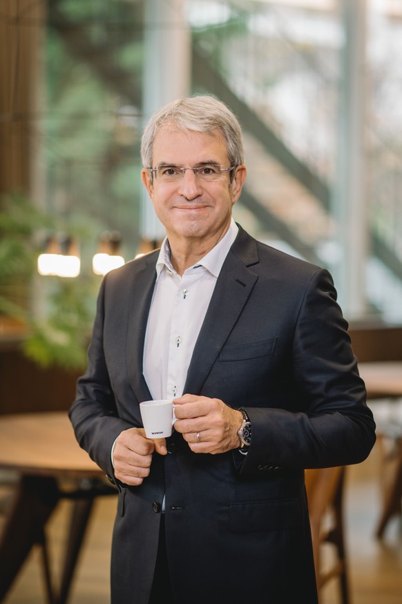 HANDOUT - Der Schweizer Nahrungsmittelkonzern Nestle hat am Donnerstag, 22. August 2024 Laurent Freixe, derzeit Chef der Zone Lateinamerika, per 1. September 2024 zum neuen CEO ernannt, undatiertes Po ...