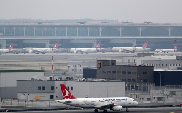 epa07487920 A Turkish Airlines plane taxies on the new Istanbul Airport in Istanbul, Turkey, 06 April 2019. Ataturk airport operations officially moved to the new Istanbul Airport on 05 April 2019. Mo ...