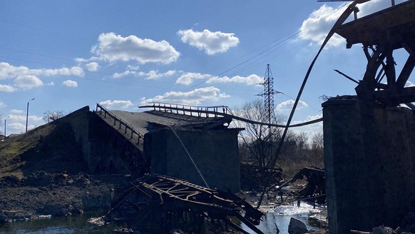 Le pont de Voznesensk dÃ©truit par les forces ukrainiennes