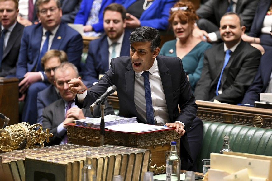 Le premier ministre britannique Rishi Sunak joue son poste dans le cadre de ce vote.