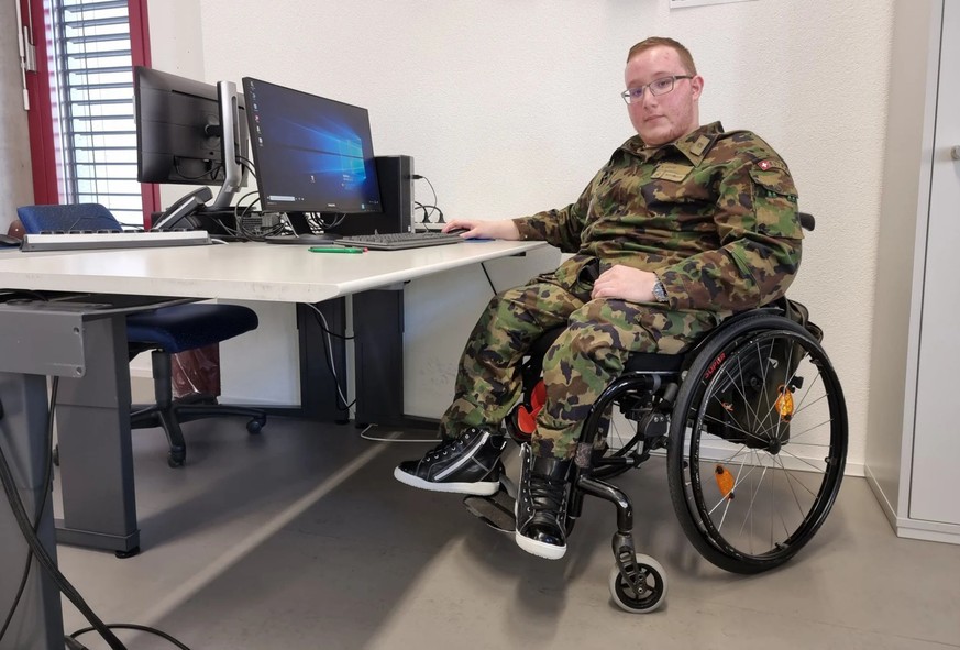 Nouh Latoui en service au centre de recrutement de Payerne.