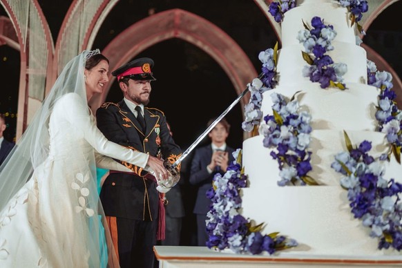 AMMAN, JORDAN - JUNE 01: Jordan Crown Prince Al Hussein and Princess Rajwa Al Hussein depart Zahran palace during their wedding on June 01, 2023 in Amman, Jordan. Al Hussein bin Abdullah, Crown Prince ...